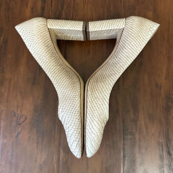 M. GEMI Lustro Snakeskin Pointed Toe Pump Heels Cream Leather - Picture 8 of 14